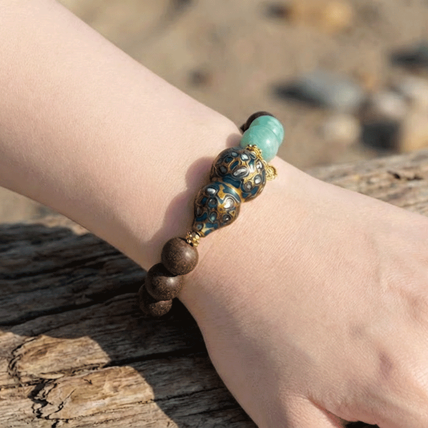 Amazonite & Lacquer Gourd Scented Bracelet: 2026 crystals for anxiety relief & hope - FateGemz